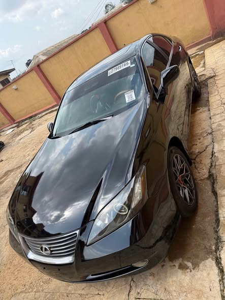 A picture of Lexus Es 350