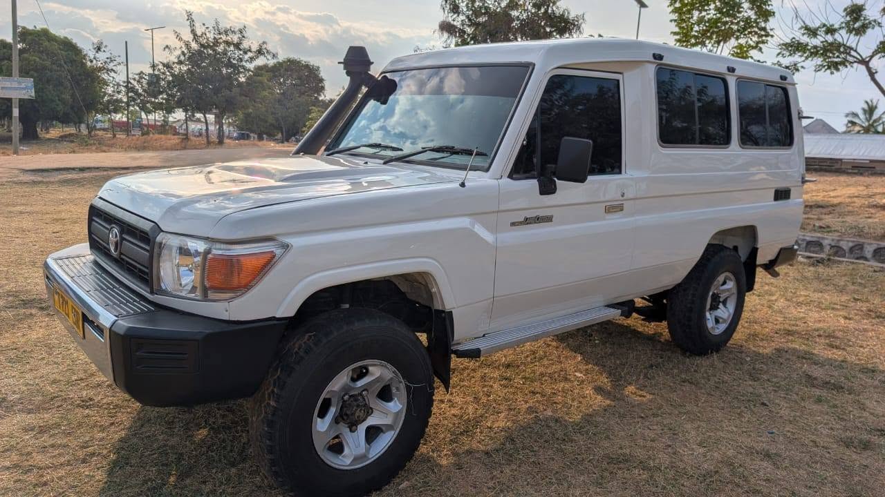 A picture of TOYOTA LANDCRUISER FOR SALE