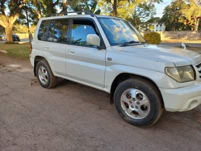 used mitsubishi pajero