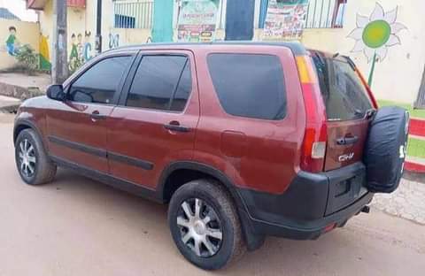 A picture of Honda crv 05