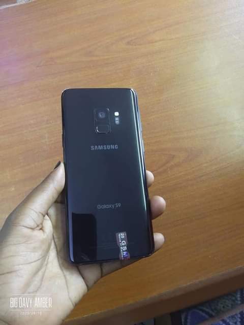 A picture of S9 Samsung galaxy