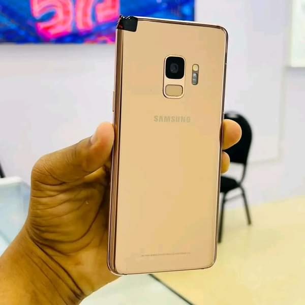A picture of SAMSUNG GALAXY S9 0753858471 CALL OR WHATSAPP CLEAN PIECE NO