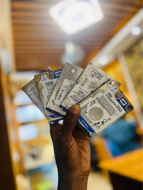 A picture of HarDrives Available 500Gb