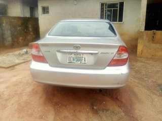 A picture of Toyota Camry 2 4