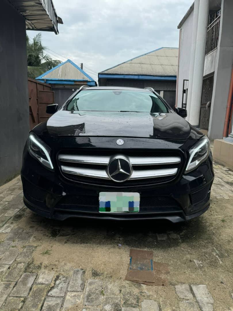 A picture of OWNER NEEDS MONEY Belgium grade 2015 Mercedes GLA First body