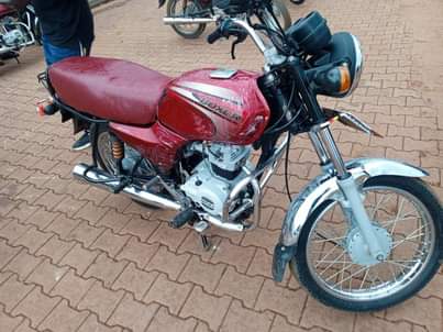 A picture of BAJAJ BOXER