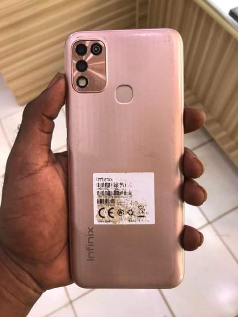 A picture of One month Used . infinix hot 11play 64gb full HD