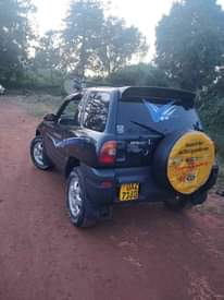 A picture of Toyota RAV4 short 14m