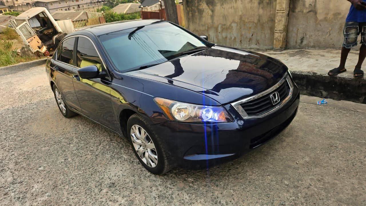 A picture of 2008 Honda accord ex