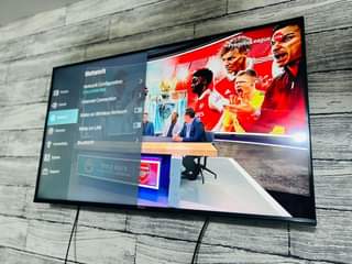 A picture of Hisense Smart Tv full box inch43 Full Box