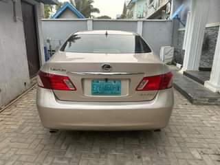 A picture of toks standard es350 with untouched everything Price 6m owner Abuja