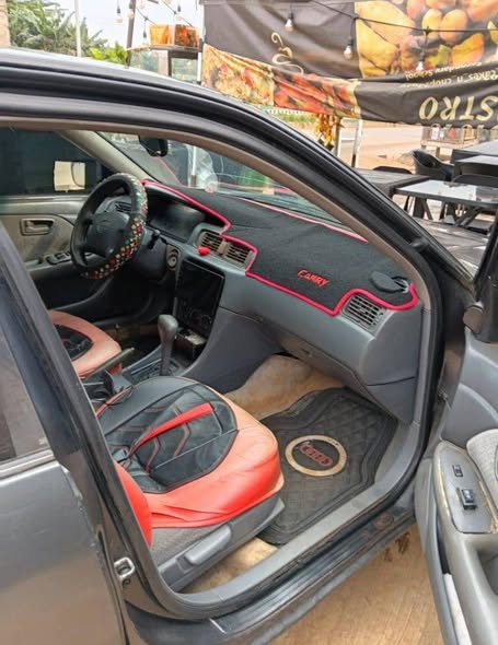 A picture of 2003 Toyota Camry