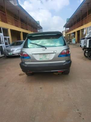A picture of 2002 Lexus Rx 300