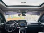 A picture of Honda Accord 2013 super clean