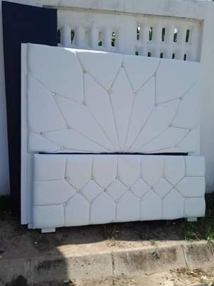 A picture of Bed sofa bei kuanzia 180k 220k 250k nazaidi