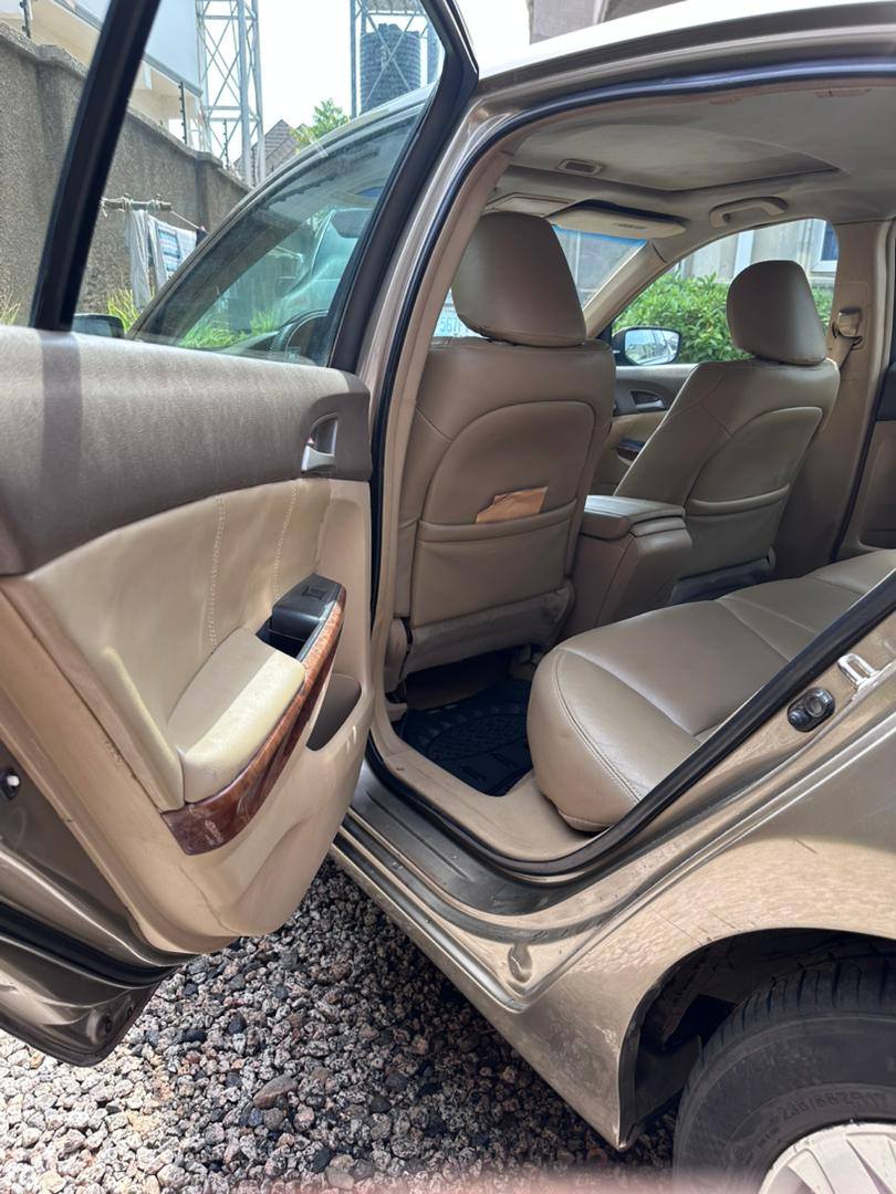 A picture of Honda accord 2008