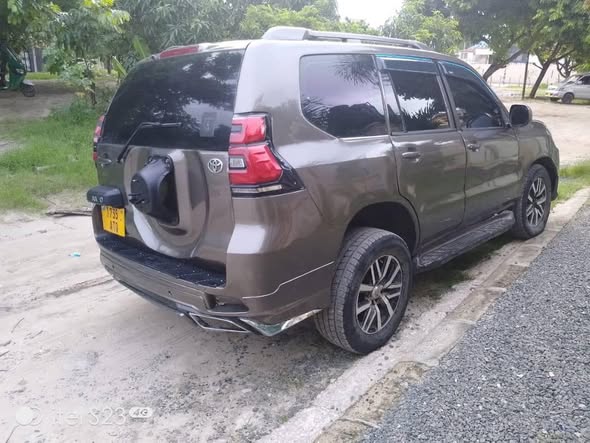 A picture of Toyota Prado