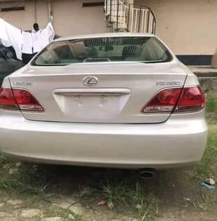 A picture of 09035015509 CLEAN LEXUS ES330 FOR SALE V6 Engine No Mechanical
