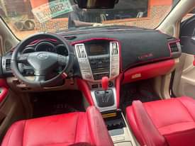 A picture of Registered 2006 Rx 330 baked from first body pan full