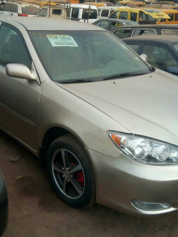 A picture of Toyota CAMRY