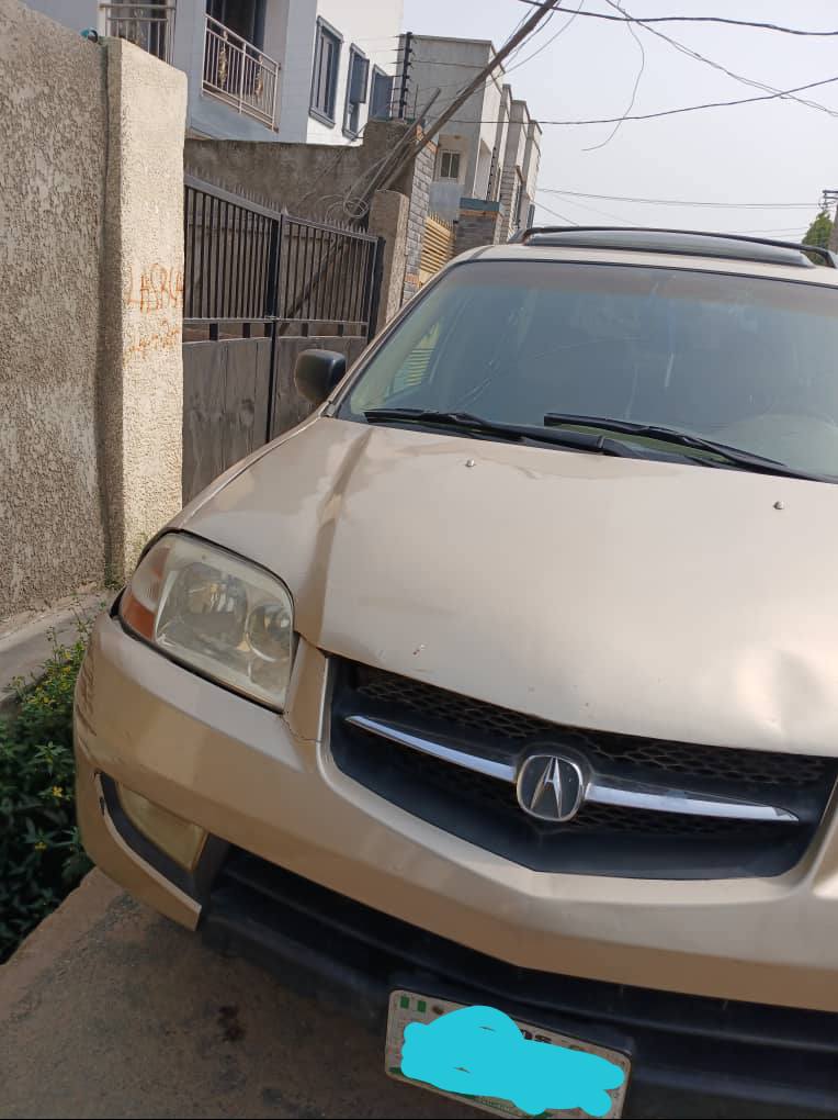 A picture of Acura MDX