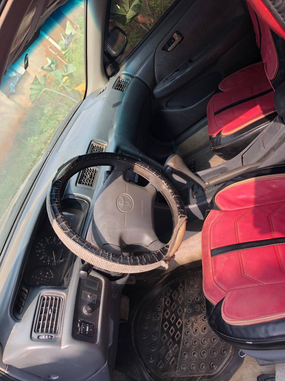 A picture of 2001 Toyota Camry