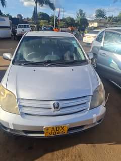 used toyota ist