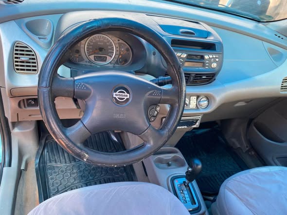 A picture of Nissan First body Automatic drive Engine untempered Gear untempered Buy