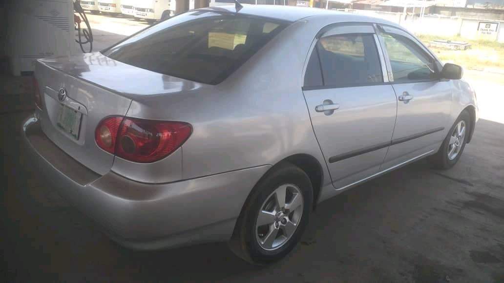 A picture of Toyota Corolla 07