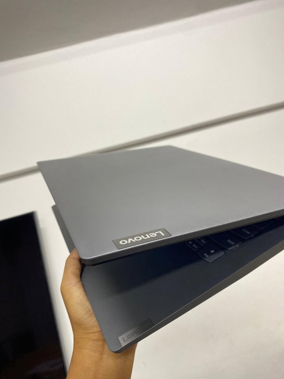 A picture of Lenovo ThinkBook 16 G6 IRL Arctic Grey