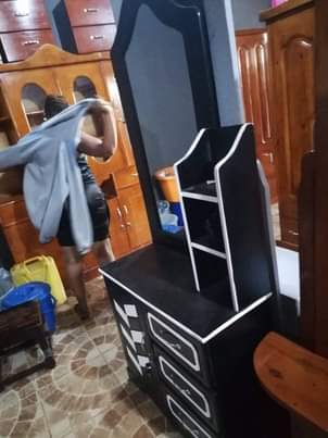 A picture of Dressing mirror