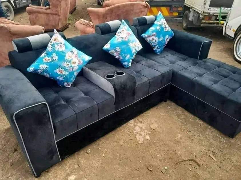 classifieds/furniture sofas