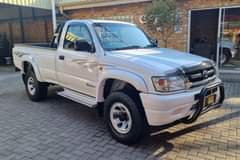 used toyota hilux