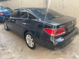 A picture of Lexus ES 330