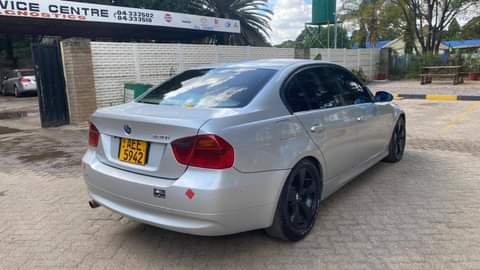 bmw 320i