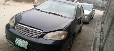 A picture of First body Toyota corolla