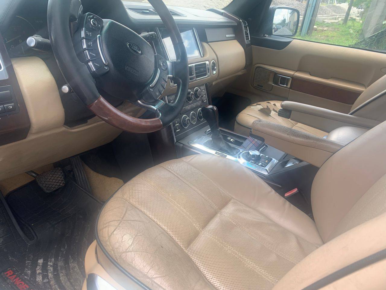 A picture of 7m Naira Only 2012 Range Rover Vogue