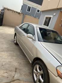 A picture of Toyota mark II