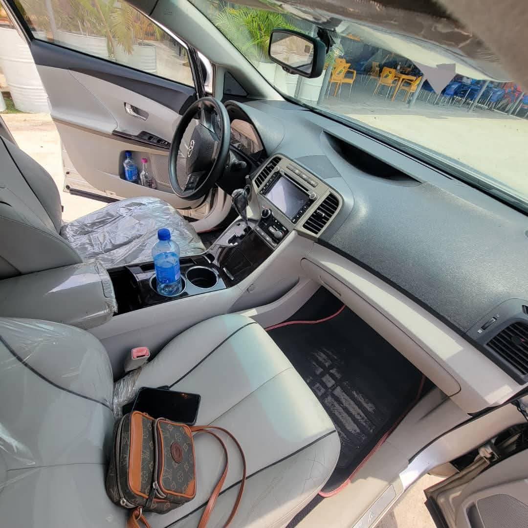 A picture of 2010 Toyota venza 2010 model belgium grade