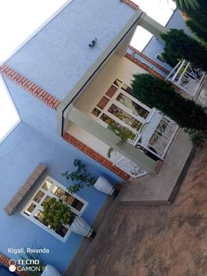 self compound houses