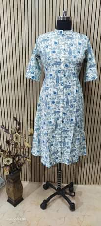 A picture of Dress