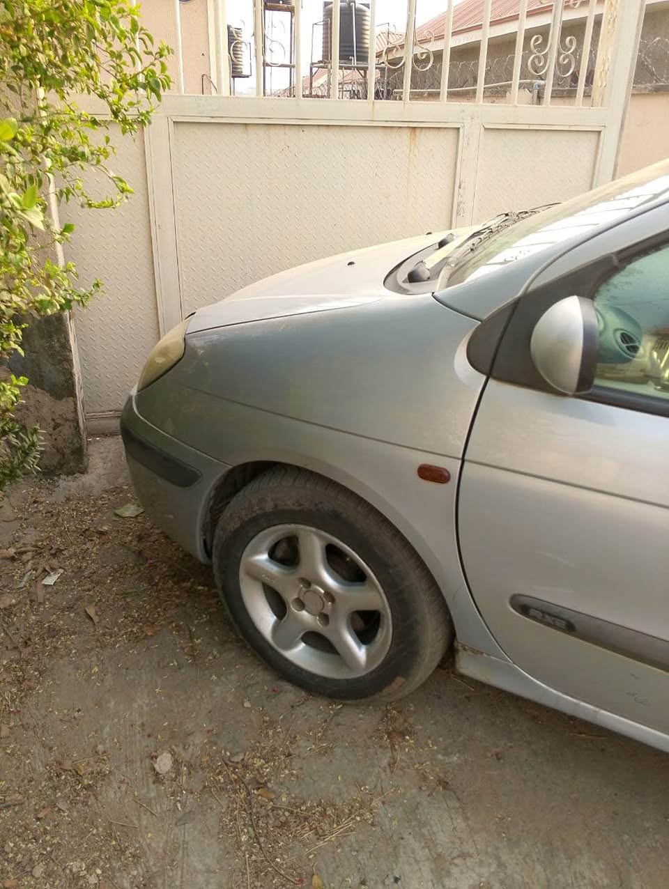 A picture of Renault scenic
