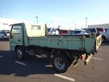 A picture of Isuzu teeper