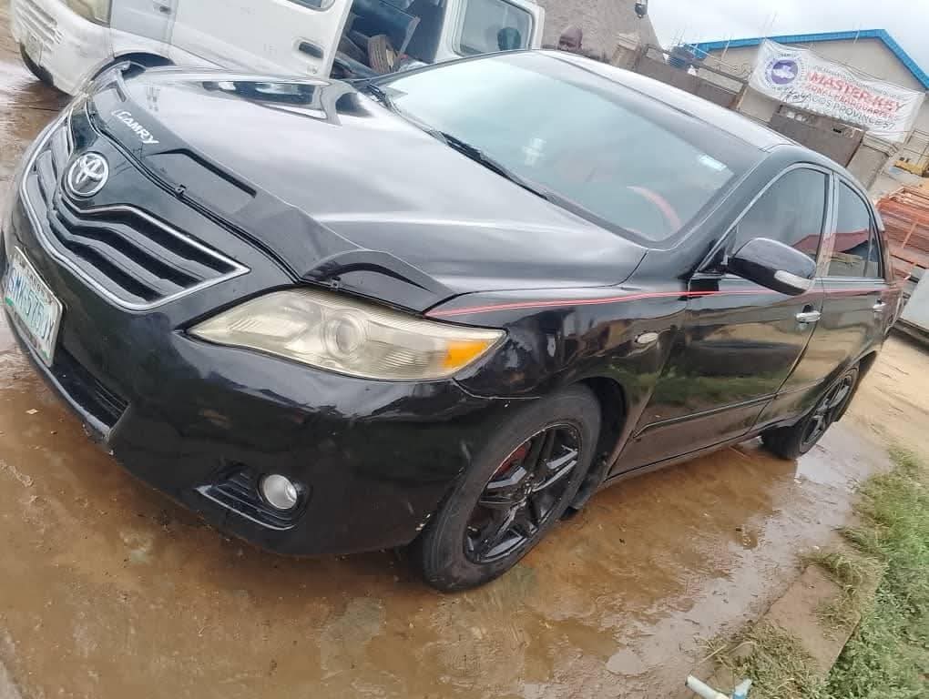 A picture of 2010 Toyota camry