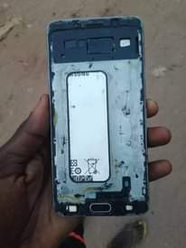 A picture of Samsung galaxy A710