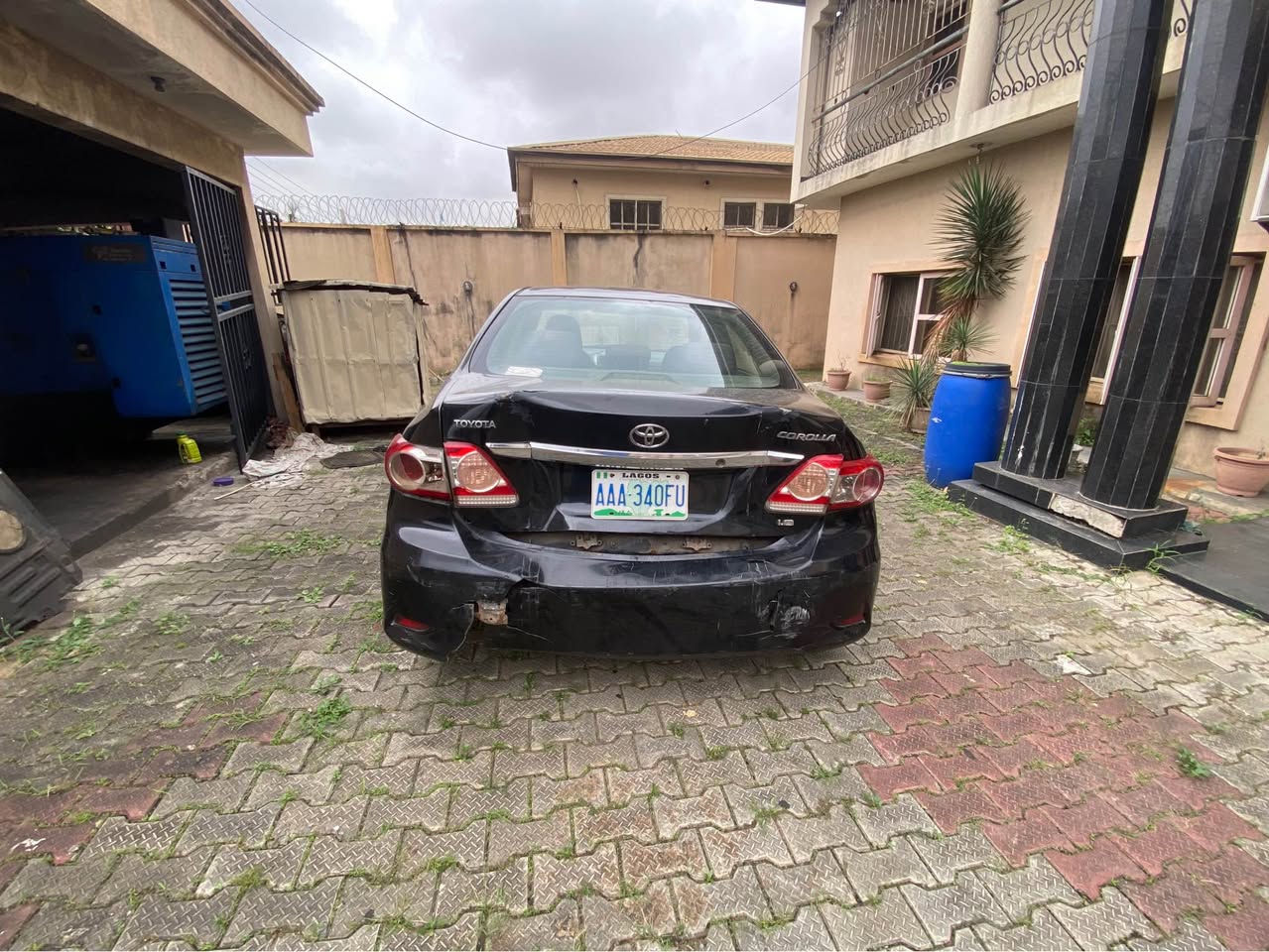 A picture of Car