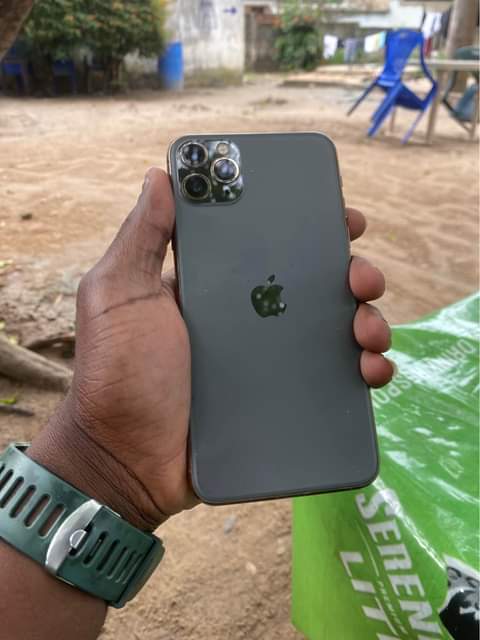 A picture of iPhone 11pro max