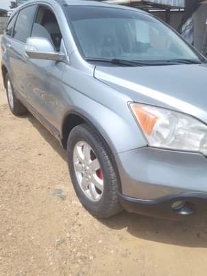 A picture of Clean crv 2009 model No dent Free from accident AC