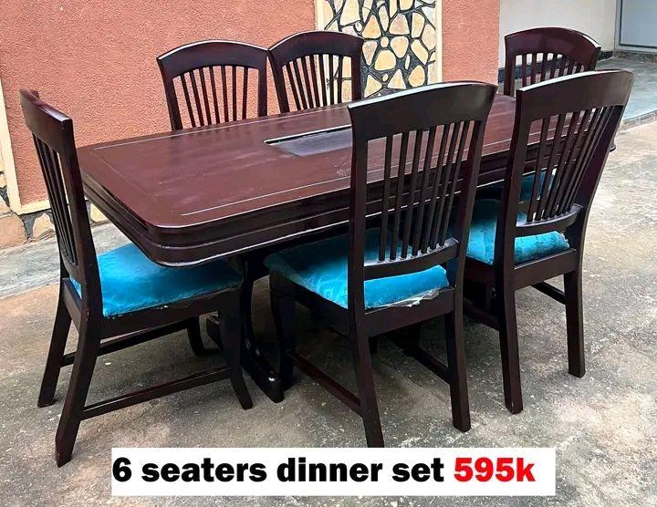 A picture of Dinner sets