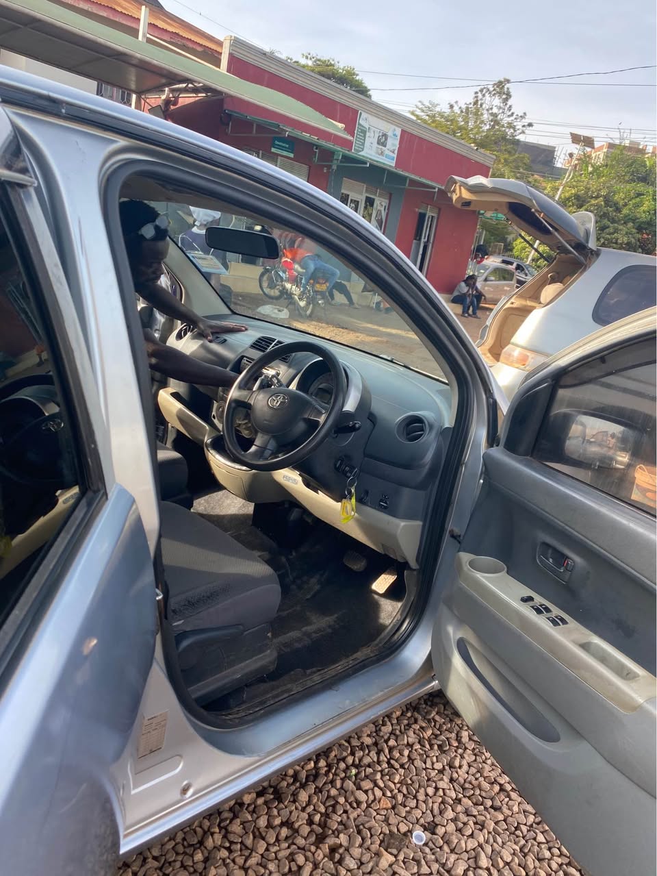 A picture of Car